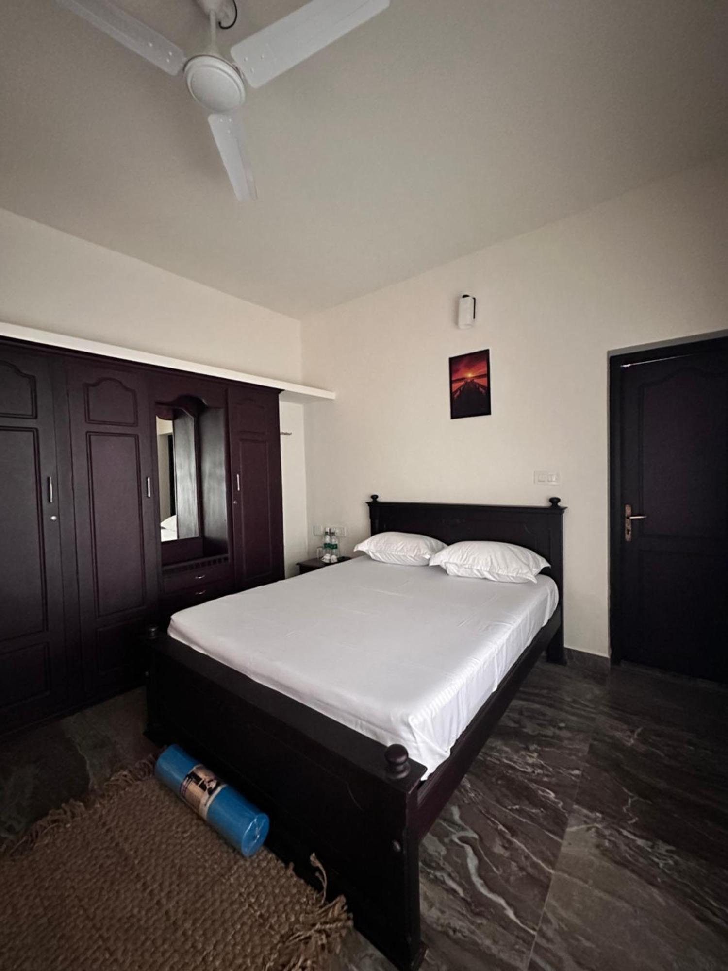Daffodils Inn アーラップーザ県 エクステリア 写真