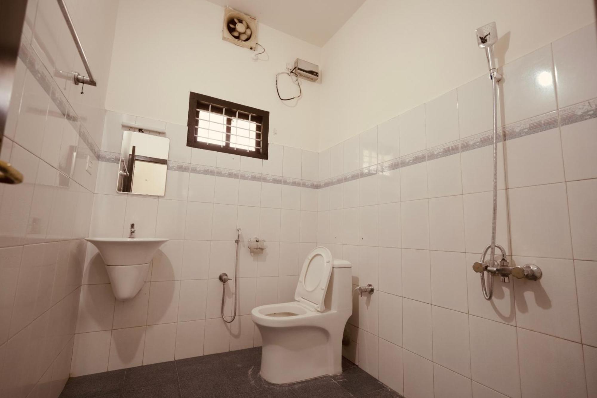Daffodils Inn アーラップーザ県 エクステリア 写真