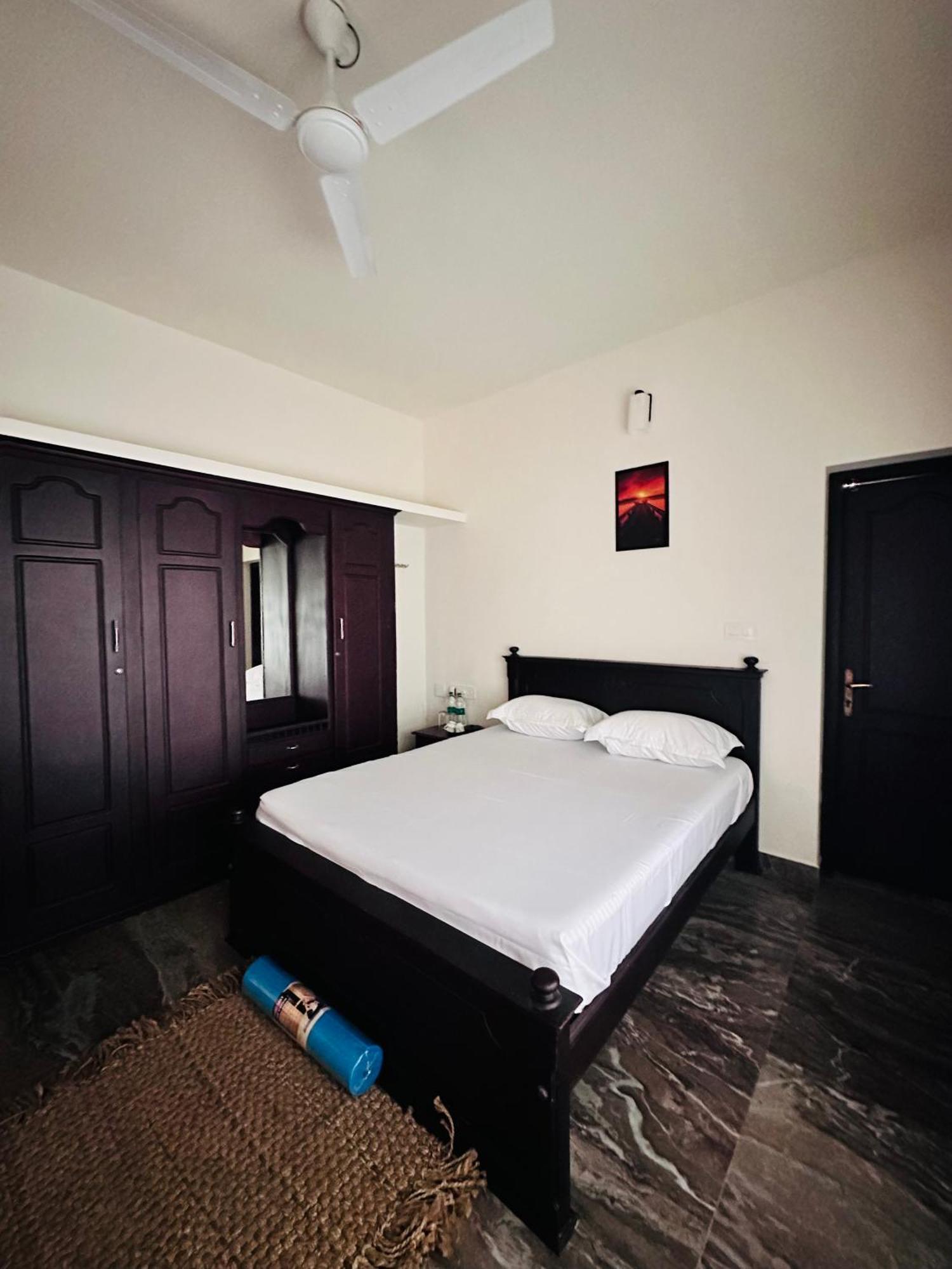 Daffodils Inn アーラップーザ県 エクステリア 写真